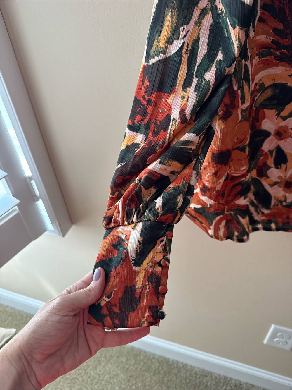 THML Floral Autumn Floral blouse silky long sleeve size XS - Picture 5 of 6